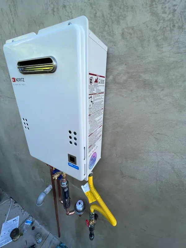 Tankless water heater installation for Howe homes